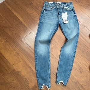 Zara womens jeans. Size 6